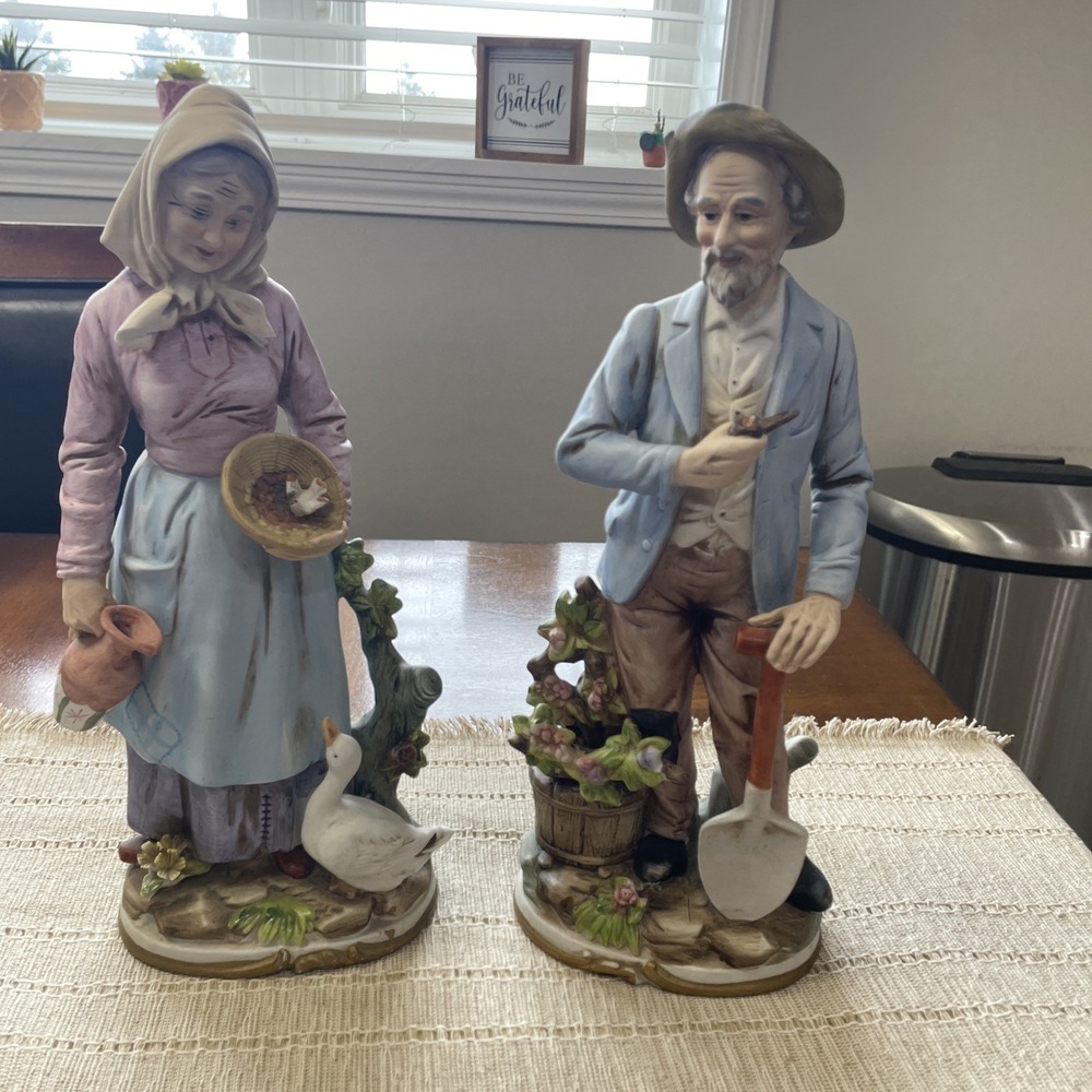 Vtg Old Man Old & Woman Ducks Shovel 1976 Homco Home Interiors 13"‎ Tall #8818